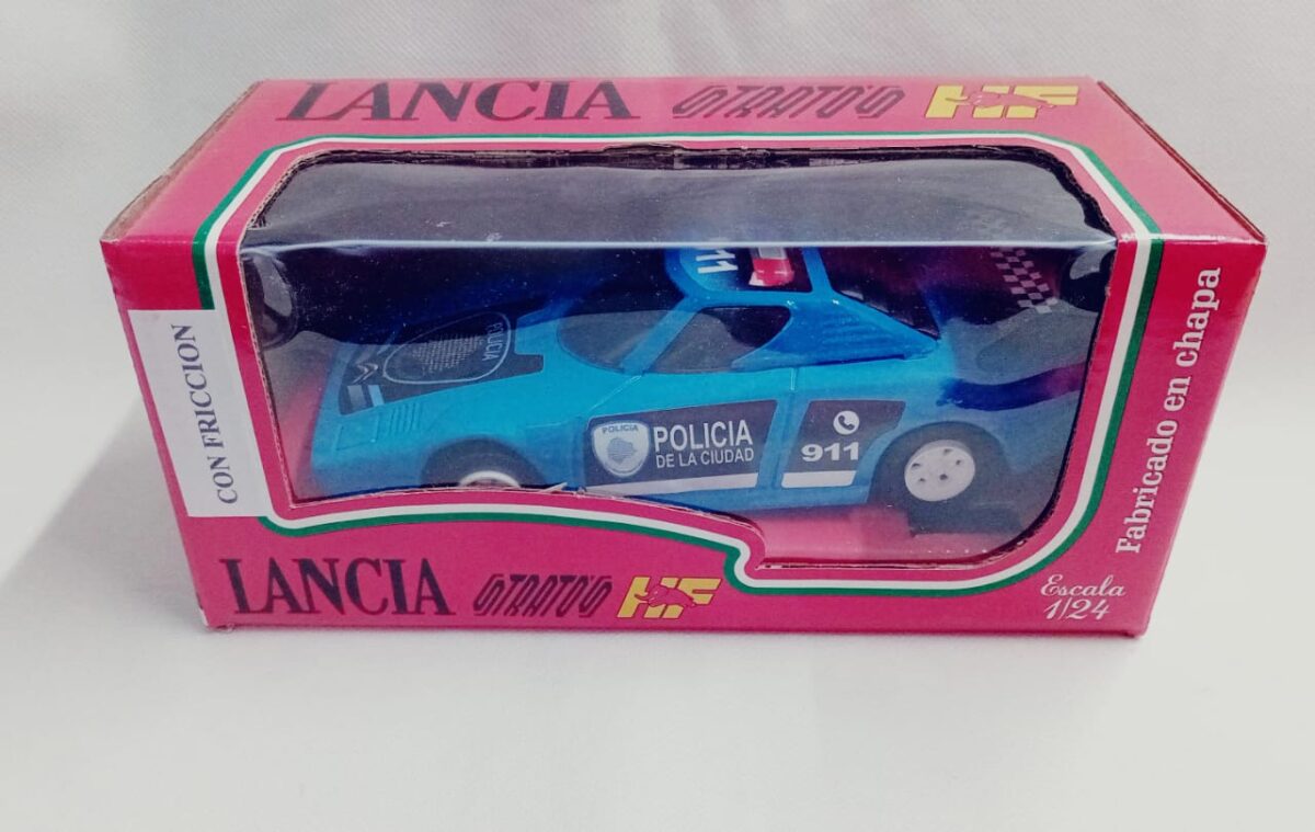 DIA DEL NIÑO! Auto de Policia Fabricado en Chapa